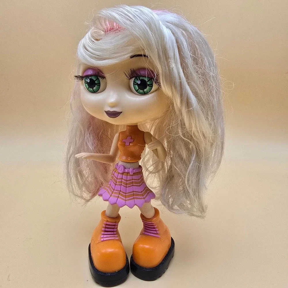 Vintage 1999‎ Mattel Doll Brat Diva Starz Pink Orange Outfit Boots